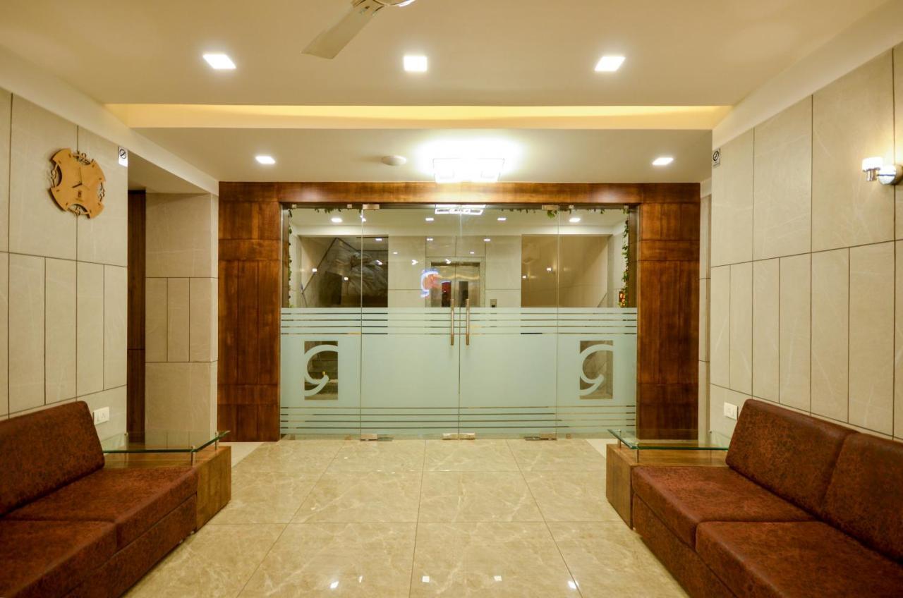 Hotel Repose Ahmedabad Exterior photo